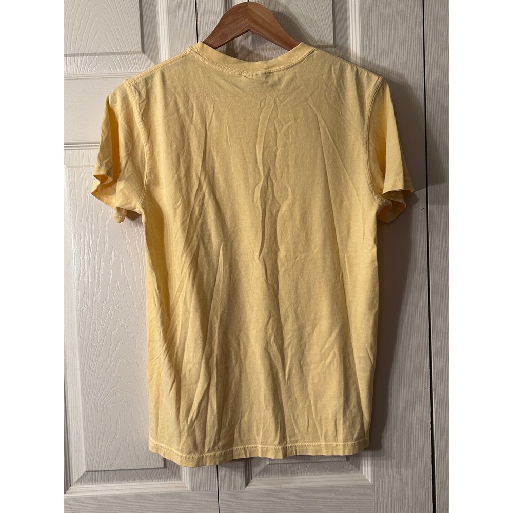 Comfort Colors Surfer Boy Pizza Graphic Tee Yellow Cotton T Shirt‎ Size Small - Picture 2 of 4